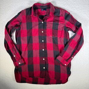 GAP Flannel Shirt Womens M Red Black Buffalo Plaid Button Up Boyfriend Cotton